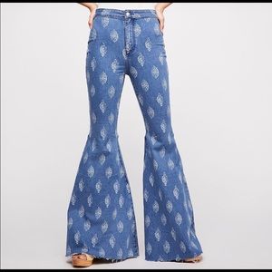 Free People Just Float On Flares Printed